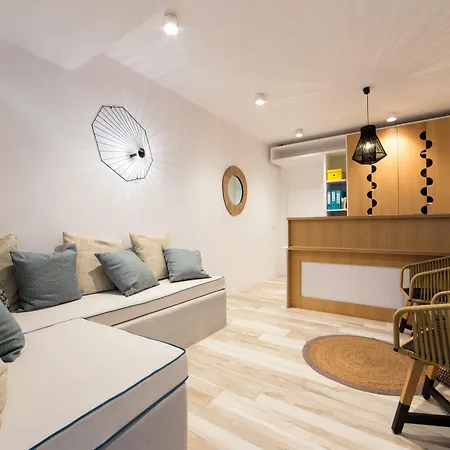 Osom Lägenhetshotell Ornos (Mykonos)