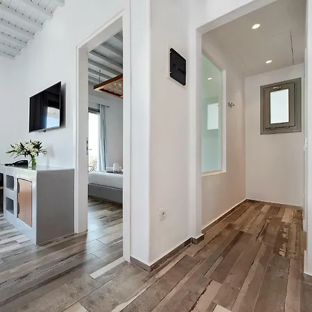 Osom Ornos (Mykonos)