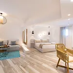 Osom Ornos (Mykonos)