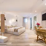 Osom Ornos (Mykonos)